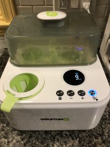 Gourmia baby bottle sterilizer and warmer